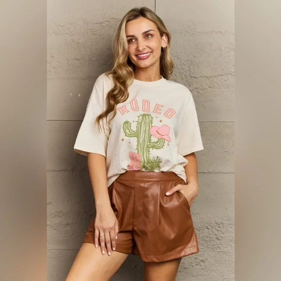 🌟NEW, CHIC**-Sweet Claire "Rodeo Cowgirl" Graphic T-Shirt OFFERS WELCOME! - Picture 1 of 8